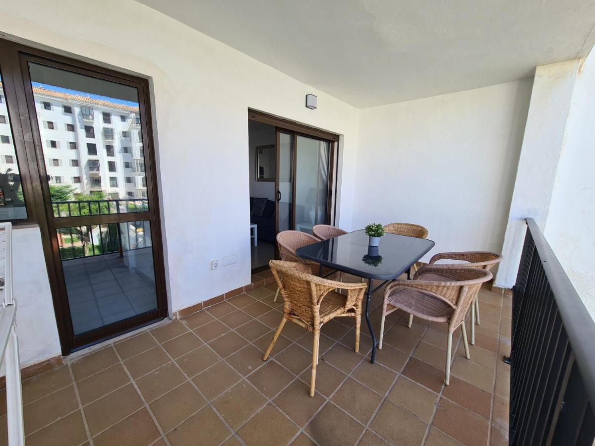 Lovely 2-Bed Apartment In Marina De La Duquesa Кастильо-де-Сабинильяс Экстерьер фото